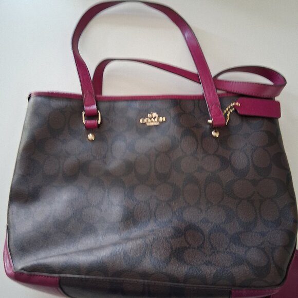 Coach Bag - Picture 1 of 3